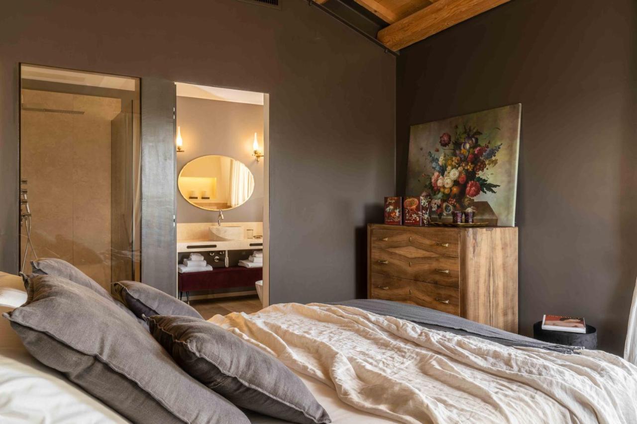 Casavostra - Ambience Suites Ostra Vetere Bagian luar foto