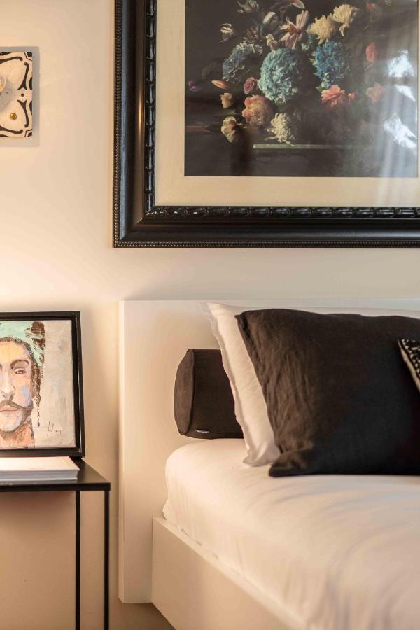 Casavostra - Ambience Suites Ostra Vetere Bagian luar foto
